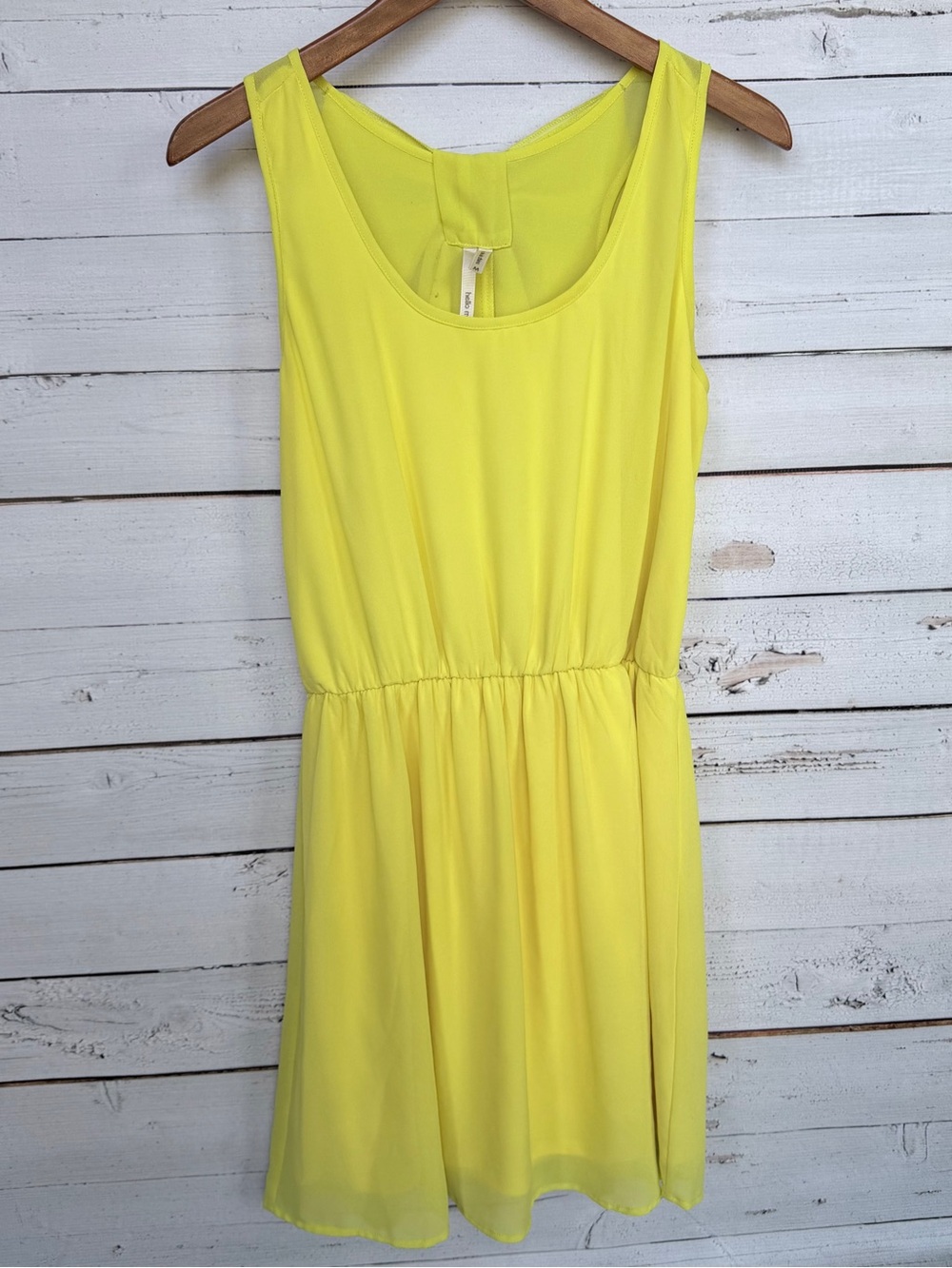 Hello Miss Sleeveless Scoop Neck Chiffon Blouson Mini Dress - Size Medium